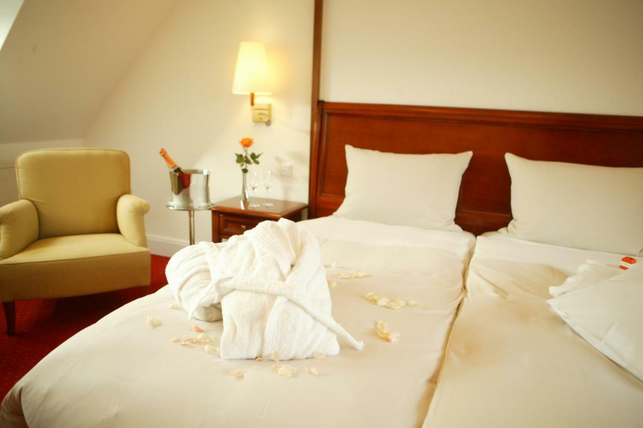 Hotel Moosburger Hof 파펜호펜 안 데어 일름 외부 사진